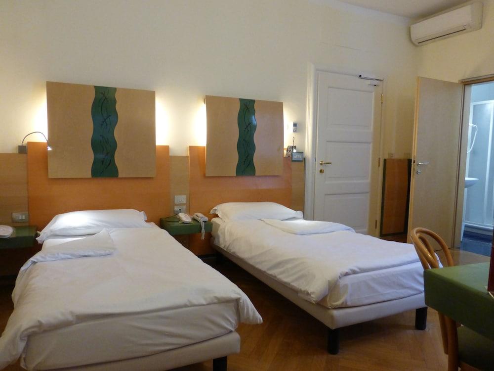 Stadt Hotel Città Bolzano Esterno foto