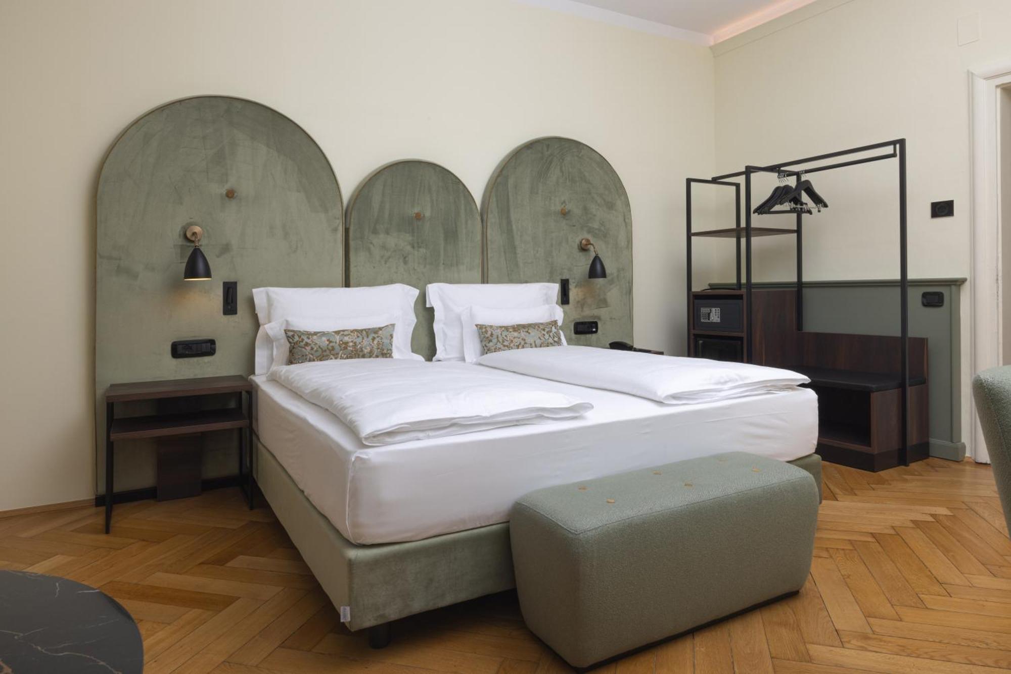 Stadt Hotel Città Bolzano Esterno foto