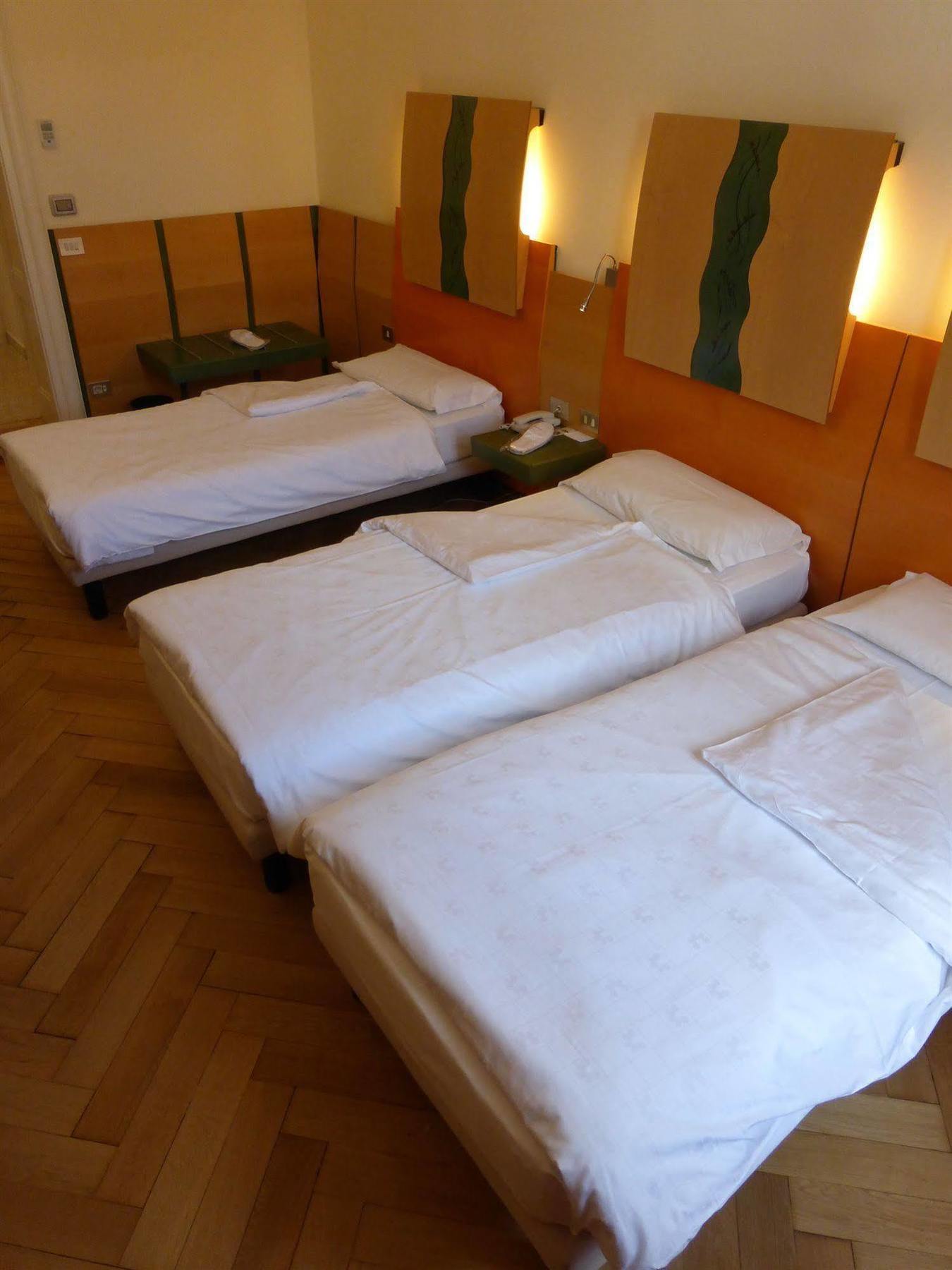 Stadt Hotel Città Bolzano Esterno foto